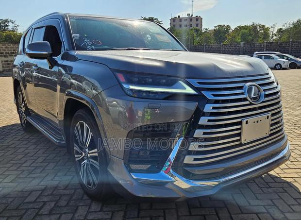 Lexus LX 2024 Gold