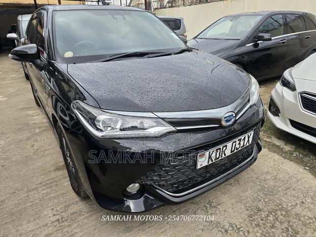 Toyota Corolla Fielder 2016 Purple