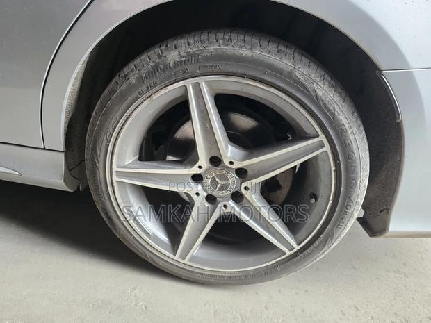 Mercedes-Benz C200 2017 Silver