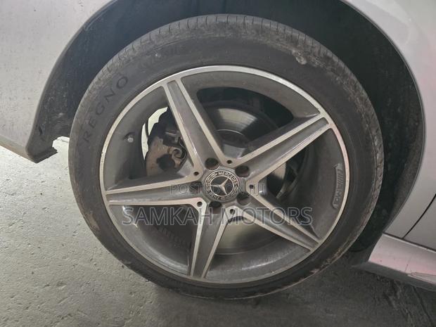 Mercedes-Benz C200 2017 Silver