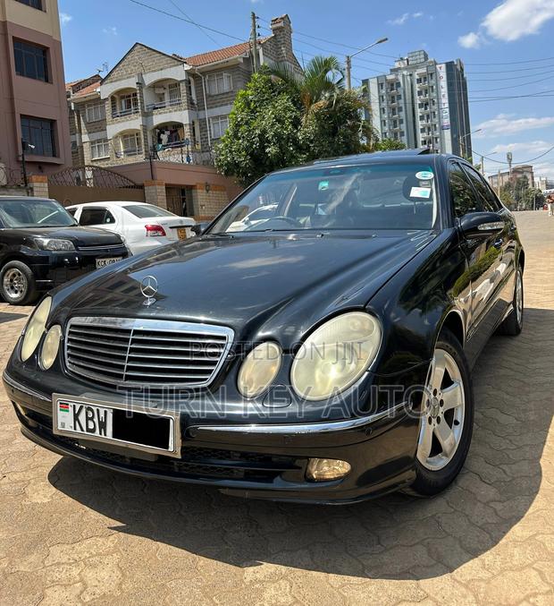 Mercedes-Benz E350 Base 4Matic Sedan AWD (3.5L 6cyl 5A) 2006 Black