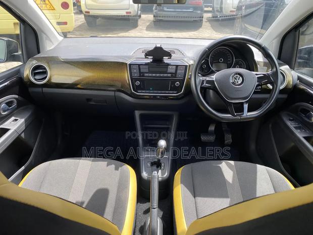 Volkswagen Up 2018 Black