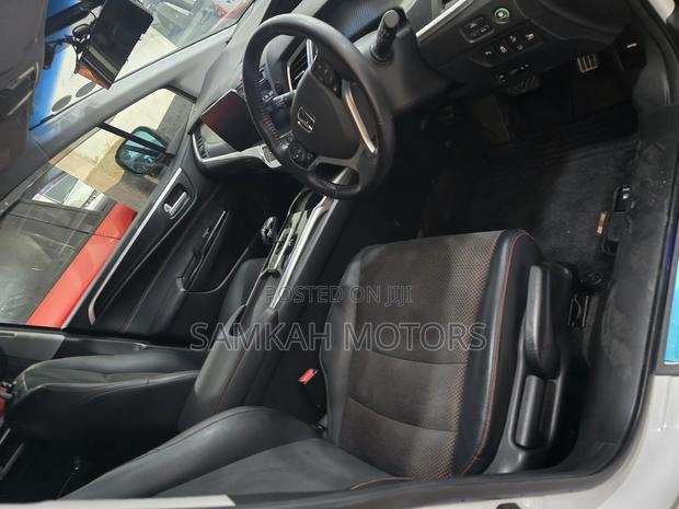 Honda Jade 2019 White