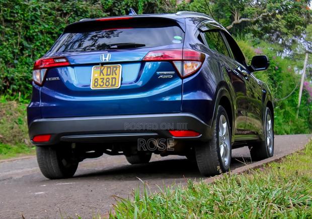 Honda Vezel 2017 Blue
