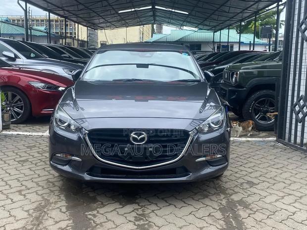 Mazda Axela 2018 Gray