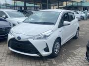 Toyota Vitz 2018 White for sale