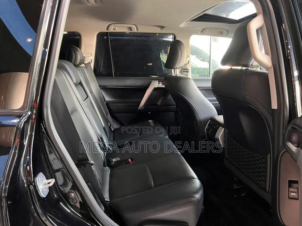 Toyota Land Cruiser Prado 2019 Black