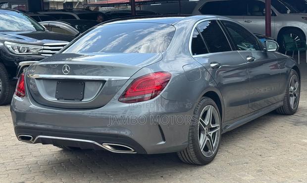 Mercedes-Benz C200 2019 Gray
