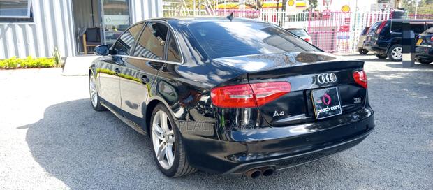 Audi A4 2.0T Premium 4dr Sedan (2.0L 4cyl Turbo CVT) 2015 Black