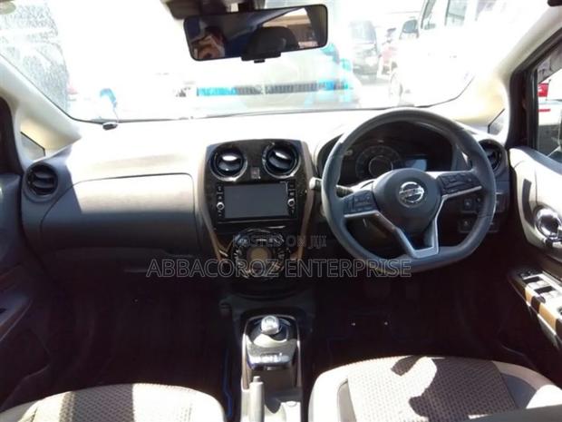 Nissan Note 1.2 Hybrid 2018 Black