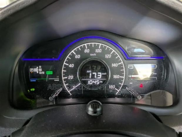 Nissan Note 1.2 Hybrid 2018 Black