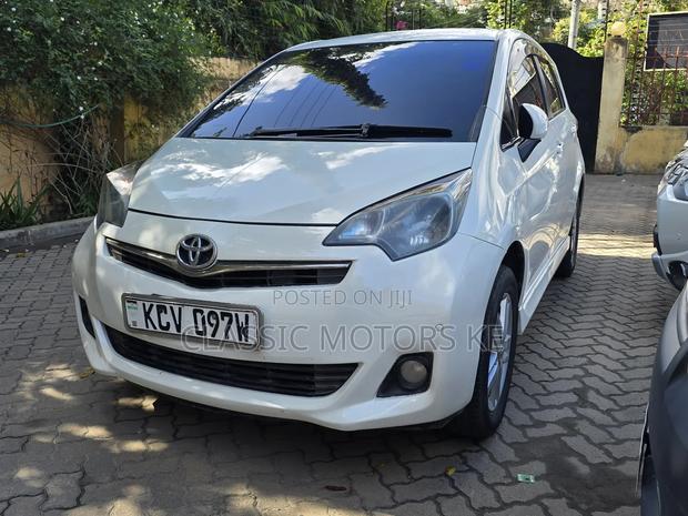 Toyota Ractis 1.5 FWD 2015 White