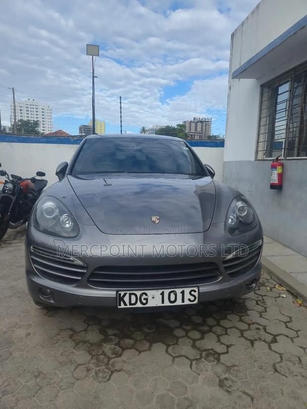 Porsche Cayenne S 4dr SUV AWD (3.6L 6cyl Turbo 8A) 2015 Gray