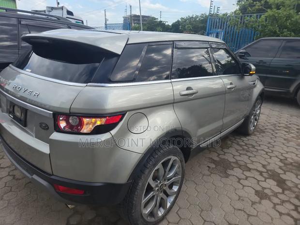Land Rover Range Rover Evoque HSE 4x4 5-Door 2017 Gray