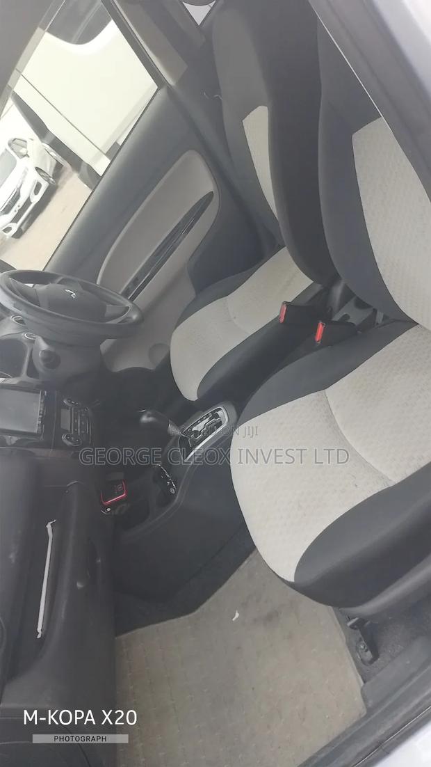 Mitsubishi Mirage 2019 Silver