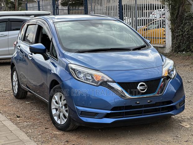 Nissan Note 1.2 Hybrid 2019 Blue