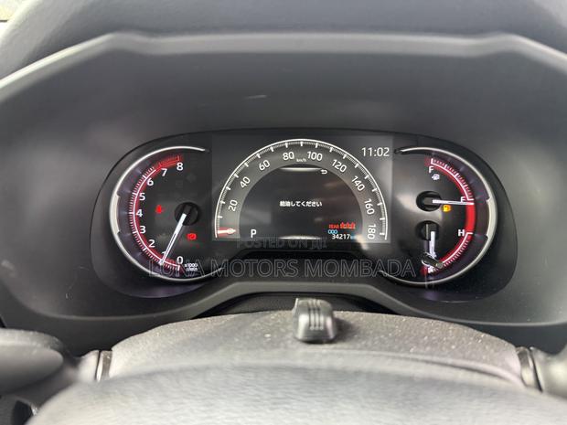 Toyota RAV4 Adventure 2019 Green