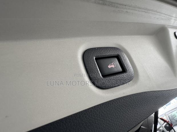 Nissan X-Trail 2.0 Hybrid AWD 2019 Black