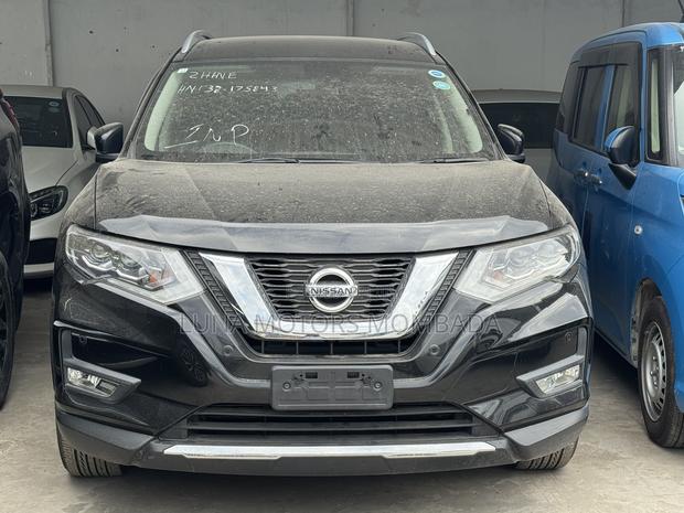 Nissan X-Trail 2.0 Hybrid AWD 2019 Black