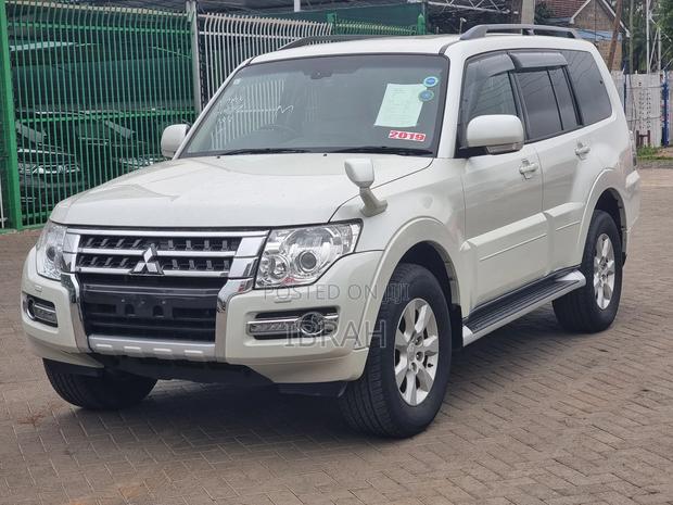 Mitsubishi Pajero 2019 White
