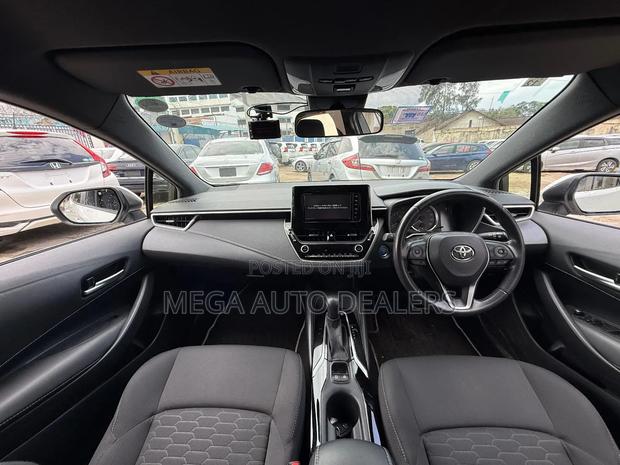 Toyota Corolla 2018 White