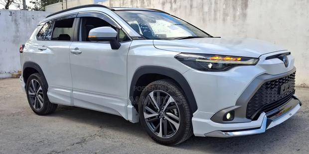 Toyota Corolla Cross 2021 White