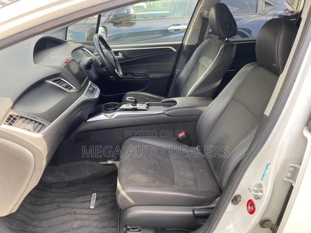 Honda Jade 2018 White