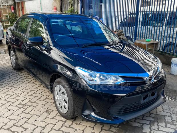Toyota Axio 2018 Black