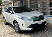 Toyota Harrier 2018 White for sale