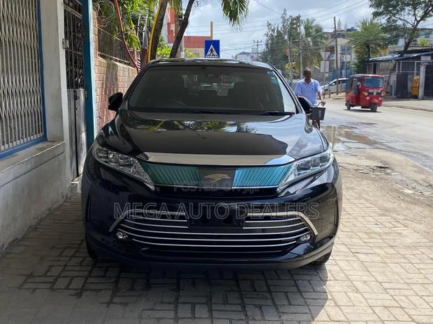 Toyota Harrier 2018 Black