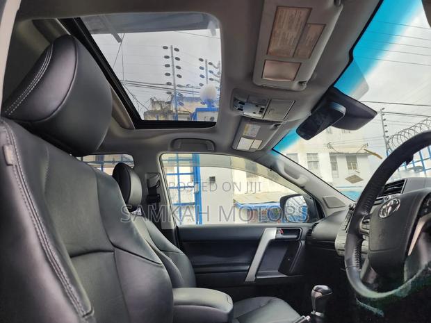 Toyota Land Cruiser Prado 2020 Gray