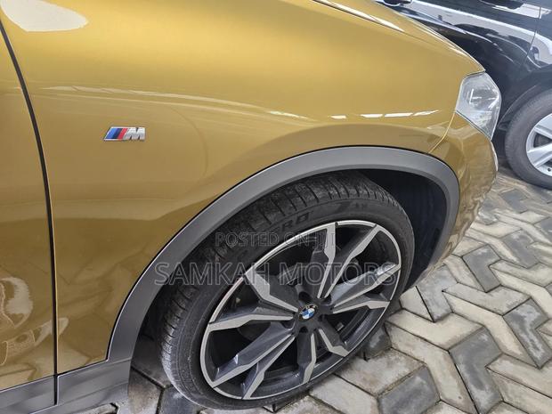 BMW X2 2020 Gold