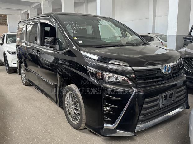 Toyota Voxy 2019 Black
