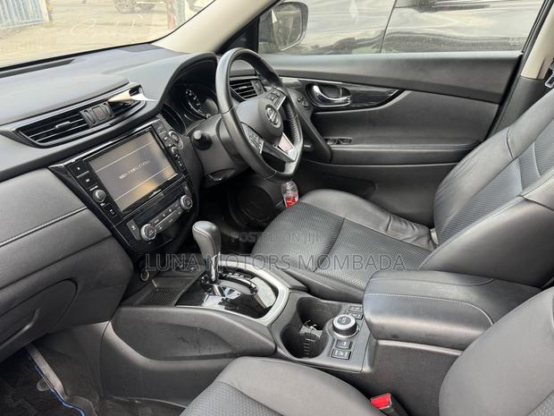 Toyota Voxy 2019 Black