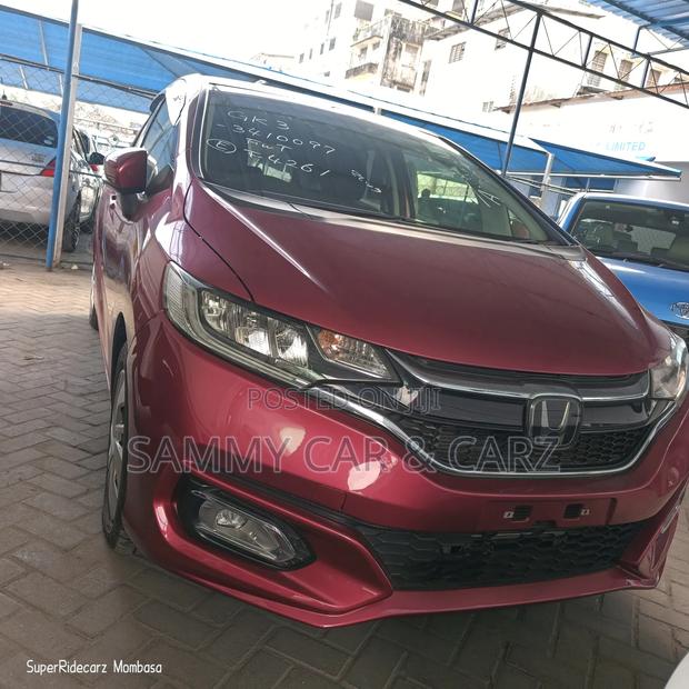 Honda Fit 2018 Maroon