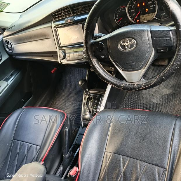 Toyota Corolla 2017 Black