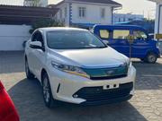 Toyota Harrier 2018 White for sale