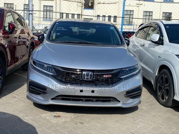 Honda Jade 2018 Silver