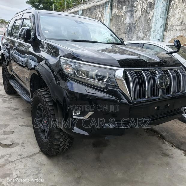 Toyota Land Cruiser Prado 2.8 2018 Black