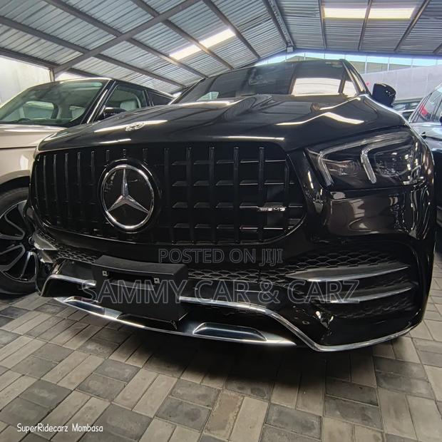 Mercedes-Benz GLE-Class GLE 400d 4MATIC 2021 Black