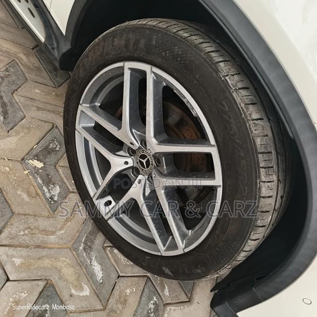 Mercedes-Benz GLE-Class GLE 350d 4MATIC 2018 White