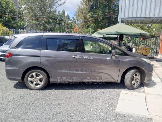 Honda Odyssey 2.4 Absolute 2WD 2014 Gray