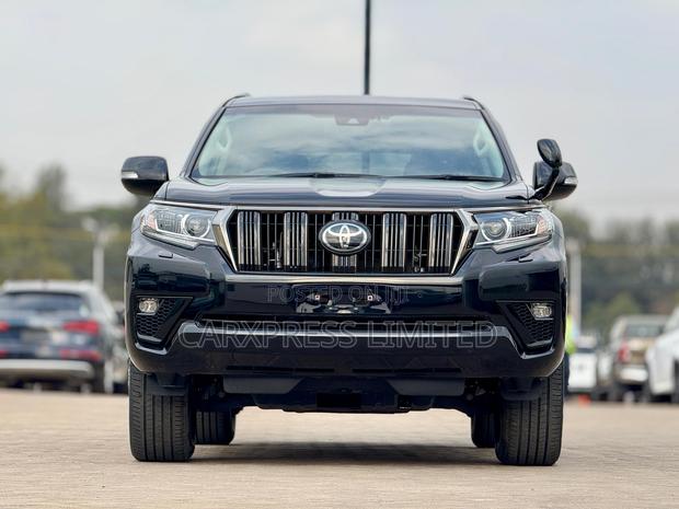 Toyota Land Cruiser Prado 2020 Black