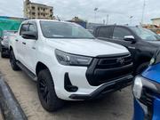 Toyota Hilux 2018 White for sale