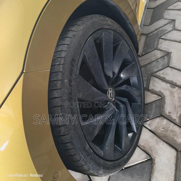 Volkswagen Arteon 2.0T SE AWD 4MOTION 2019 Yellow