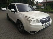 Subaru Forester SV Premium 2014 White for sale