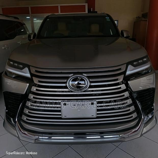 Lexus LX 2023 Gray
