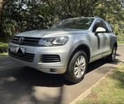 Volkswagen Touareg VR6 Lux 2011 Silver for sale