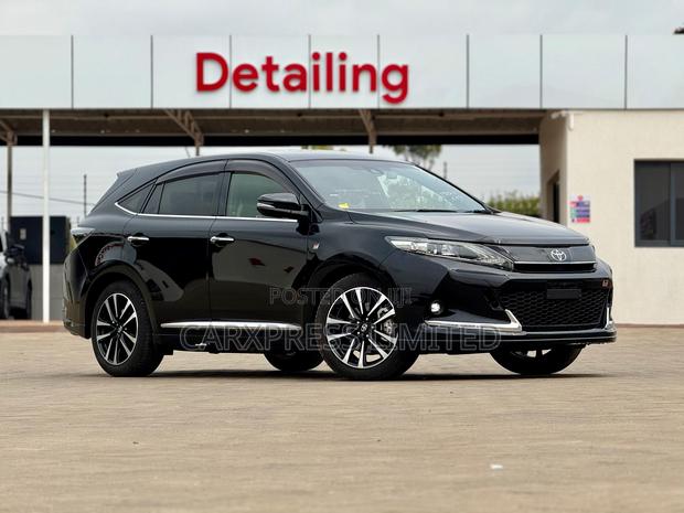 Toyota Harrier 2018 Black