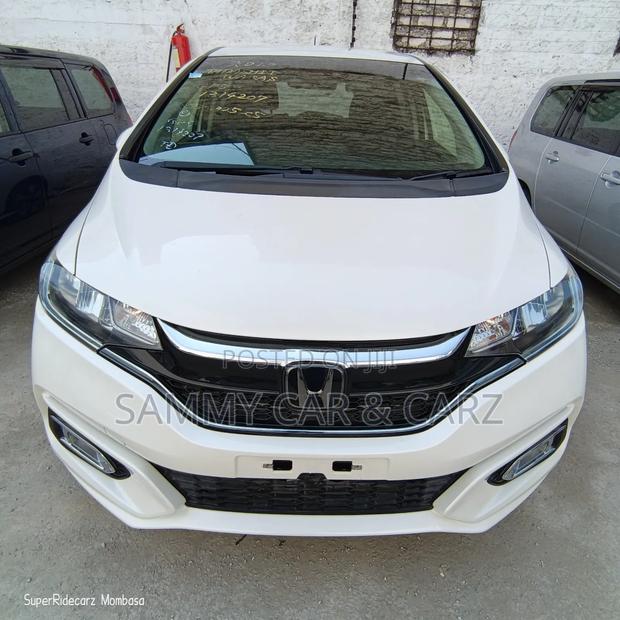 Honda Fit 2018 White